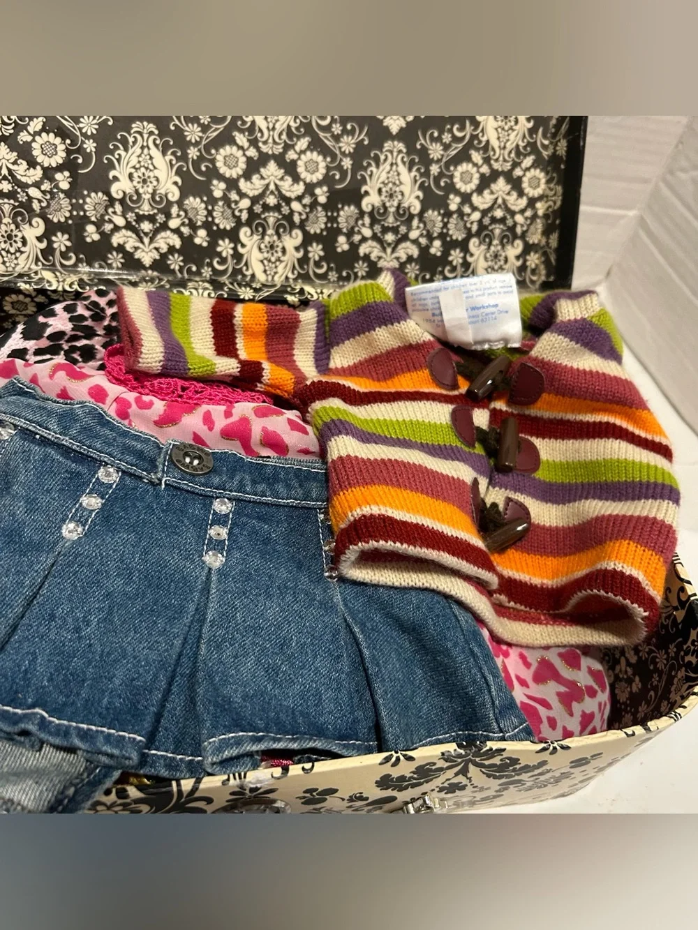 Build A Bear Clothes Mystery Bundle Lot with floral suitcase carry case